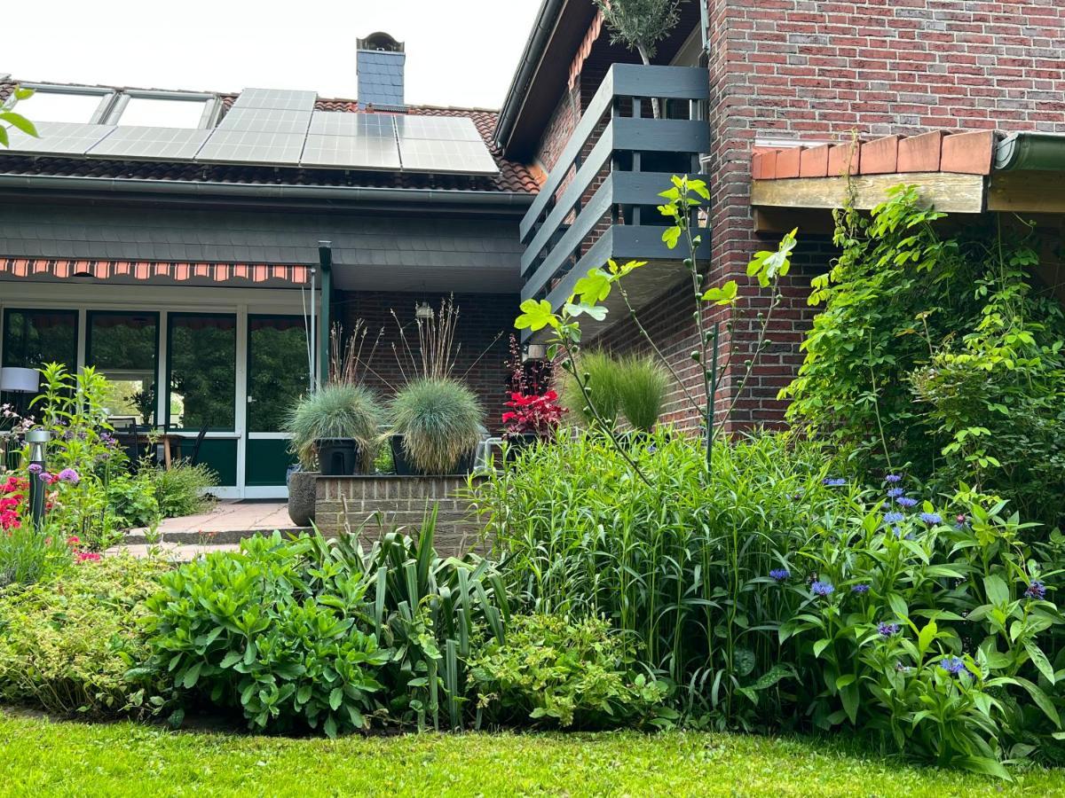 Aussergewoehnliches Haus Mit Sauna, Kamin Und Garten فيلهلمسهافن المظهر الخارجي الصورة