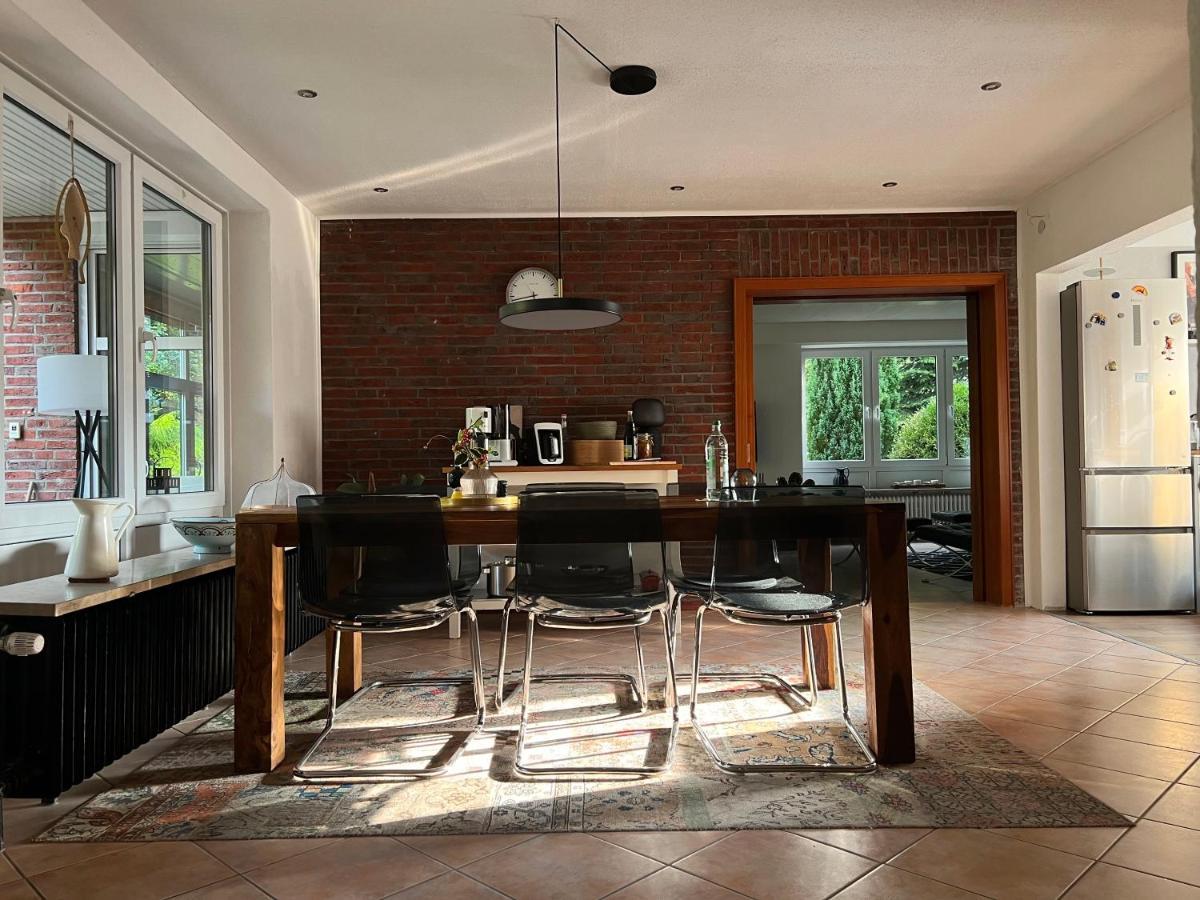Aussergewoehnliches Haus Mit Sauna, Kamin Und Garten فيلهلمسهافن المظهر الخارجي الصورة