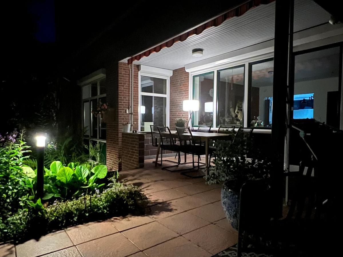 Aussergewoehnliches Haus Mit Sauna, Kamin Und Garten فيلهلمسهافن المظهر الخارجي الصورة