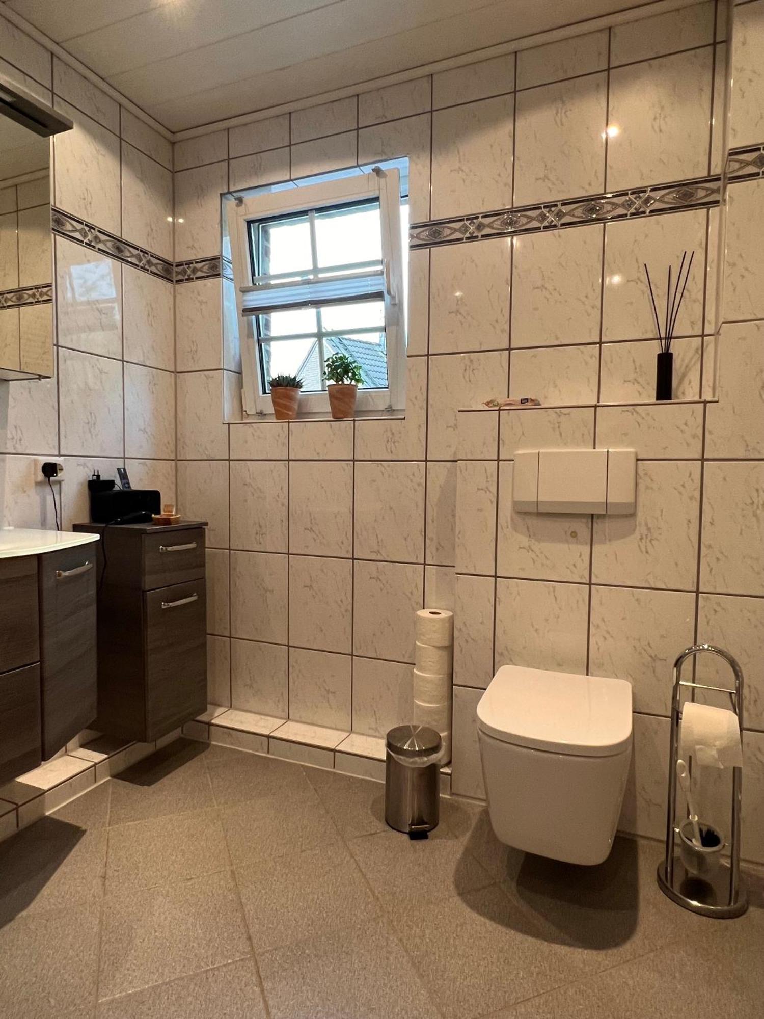Aussergewoehnliches Haus Mit Sauna, Kamin Und Garten فيلهلمسهافن المظهر الخارجي الصورة